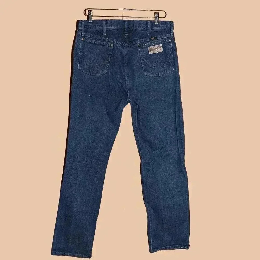 Wrangler Distressed Dark Classic Denim Jeans Size 34x34 Straight Leg Jeans Work - Picture 1 of 5